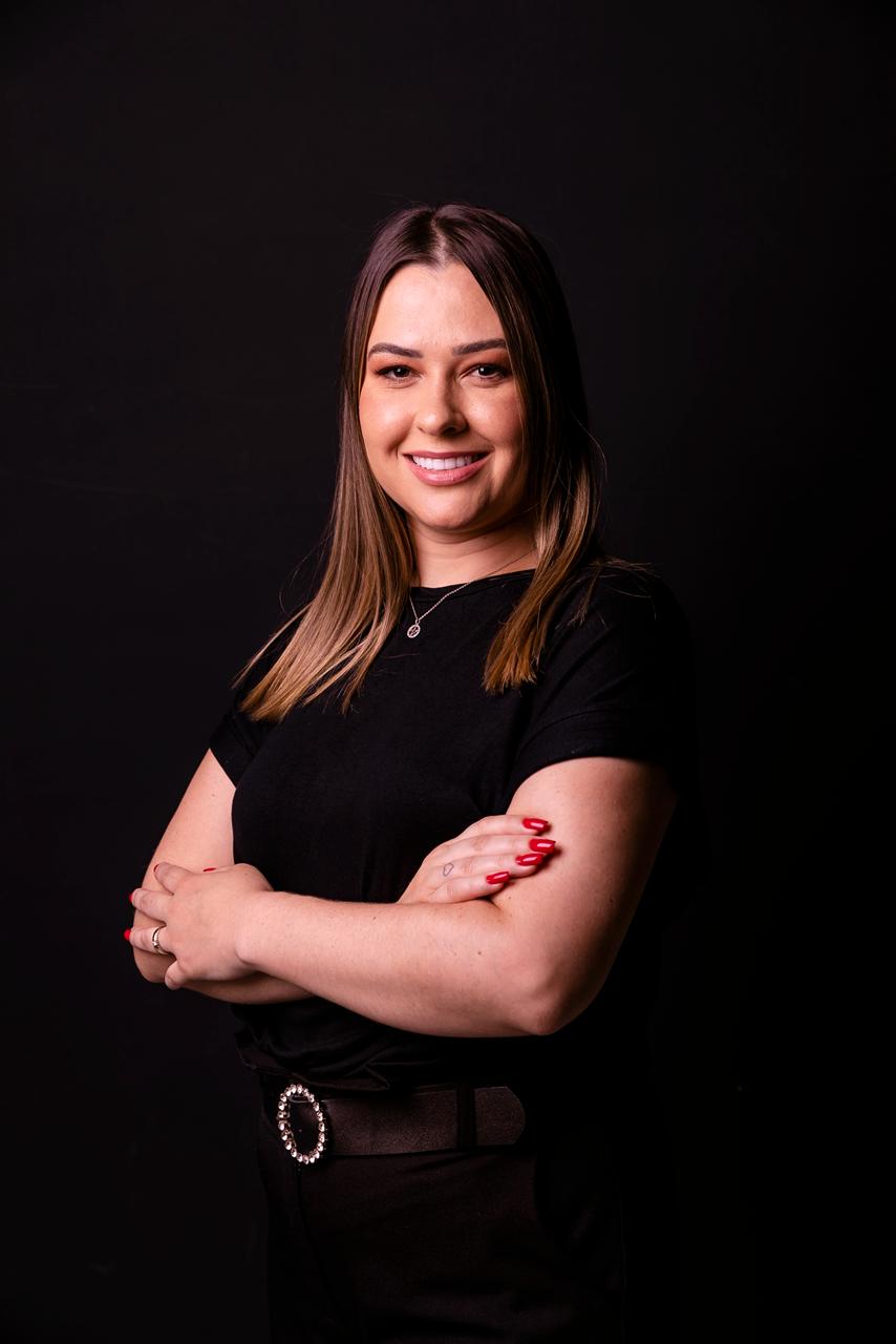 Bianca Aparecida Reis - Fonoaudióloga CRFa 2-19665 especialista em diagnóstico auditivo